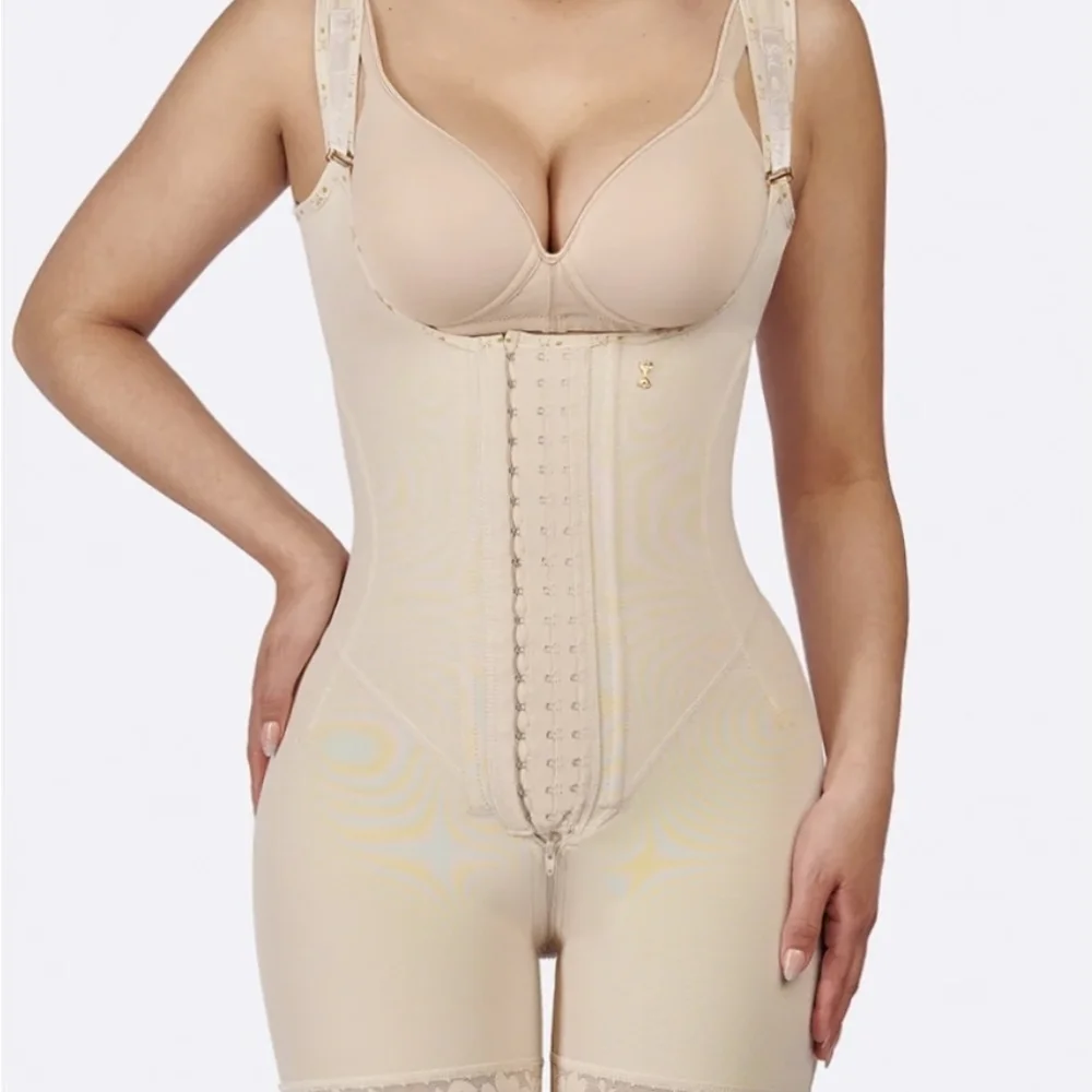 Seamless Beige Shapewear Bodysuit - Picture 1 of 5
